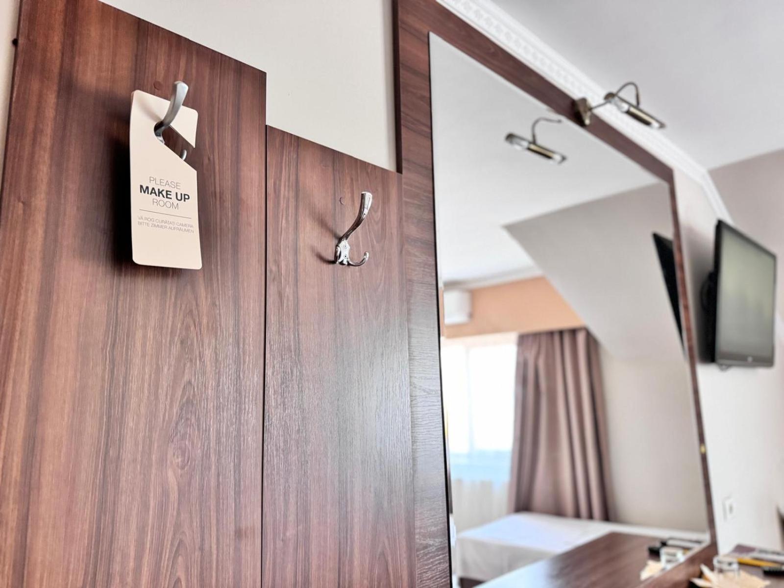 Hanul Domnesc Imperial Hotel & Spa Călan 外观 照片
