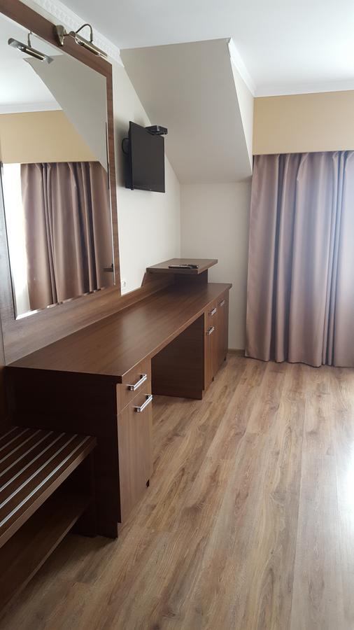 Hanul Domnesc Imperial Hotel & Spa Călan 外观 照片